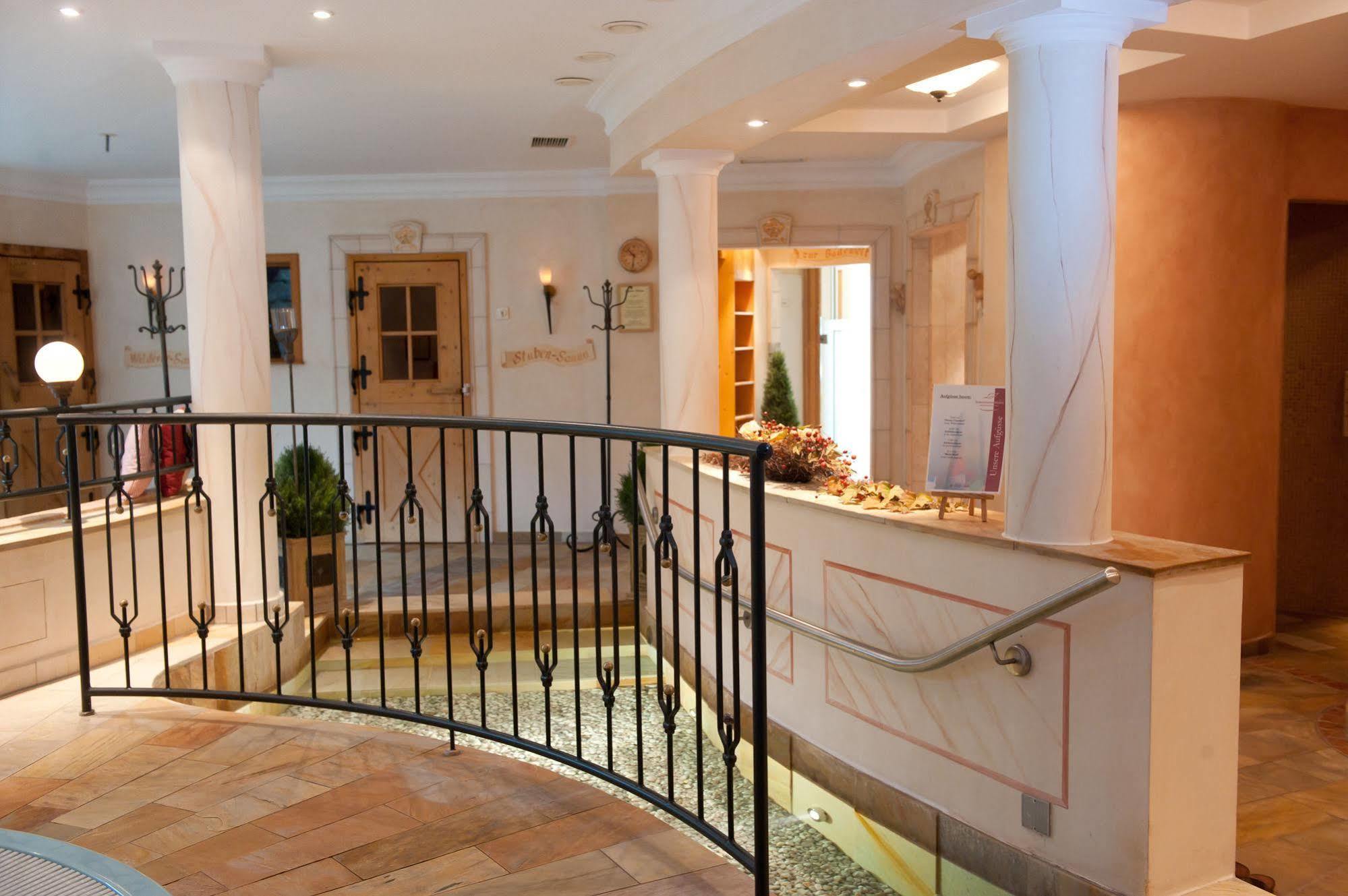 Romantischer Winkel Roligio&wellness Resort